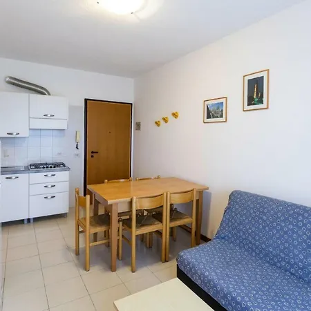 Holiday Villaggio Luna 2 Ivn01385 Dyd *