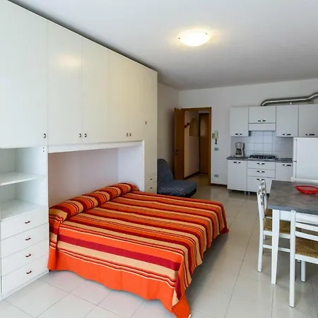 Holiday Villaggio Luna 2 Ivn01385 Dyd *